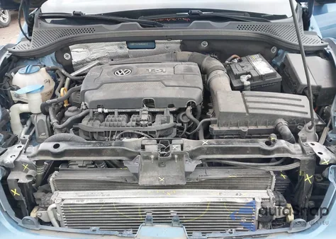 2017 Volkswagen Beetle #Pinkbeetle/1.8T Classic/1.8T S из США, поврежденный, VIN 3VWF17AT9HM608212